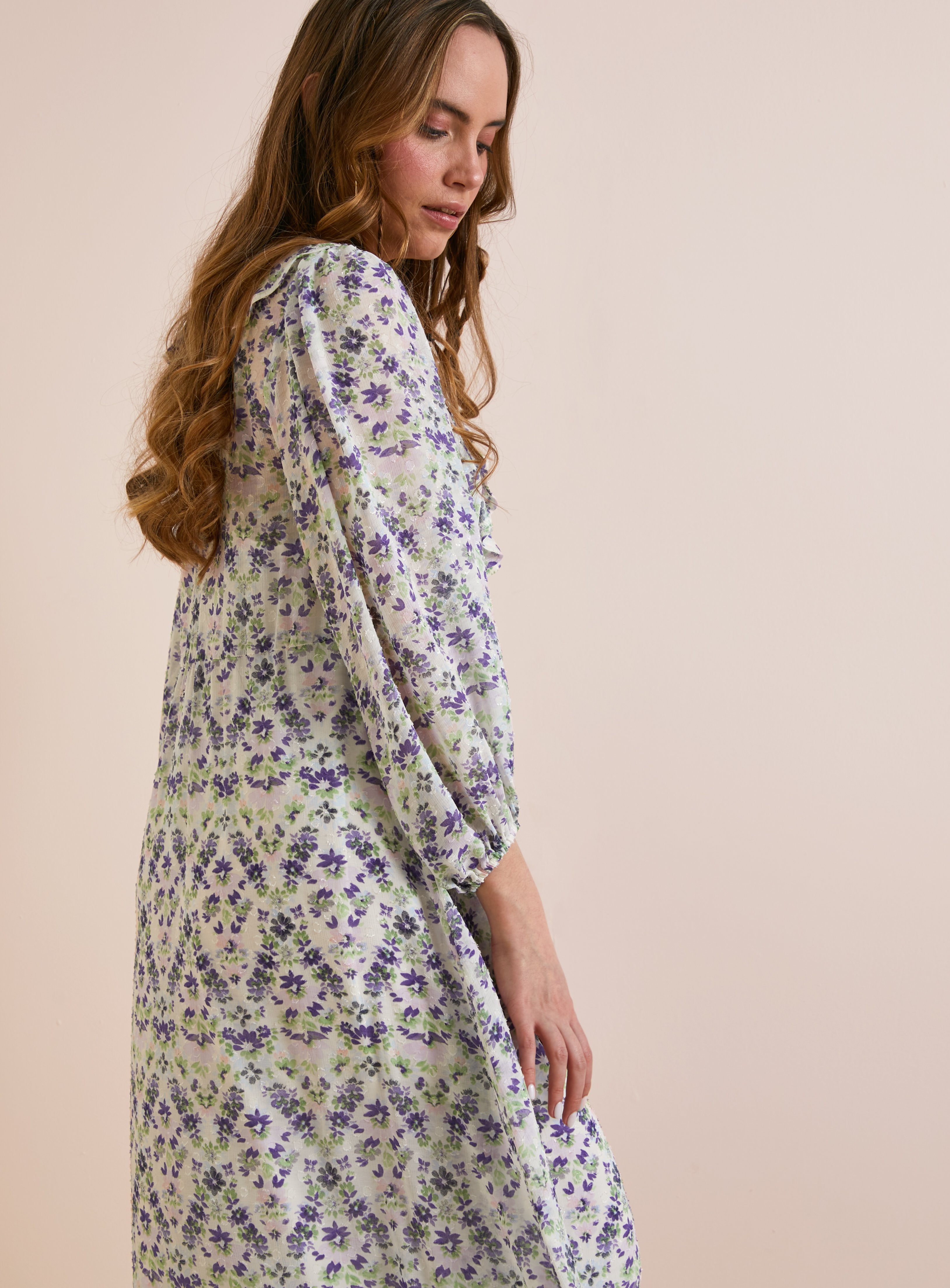 Everbelle Trellis Floral Dobby Midaxi Dress 12 - Image 4 thumbnail